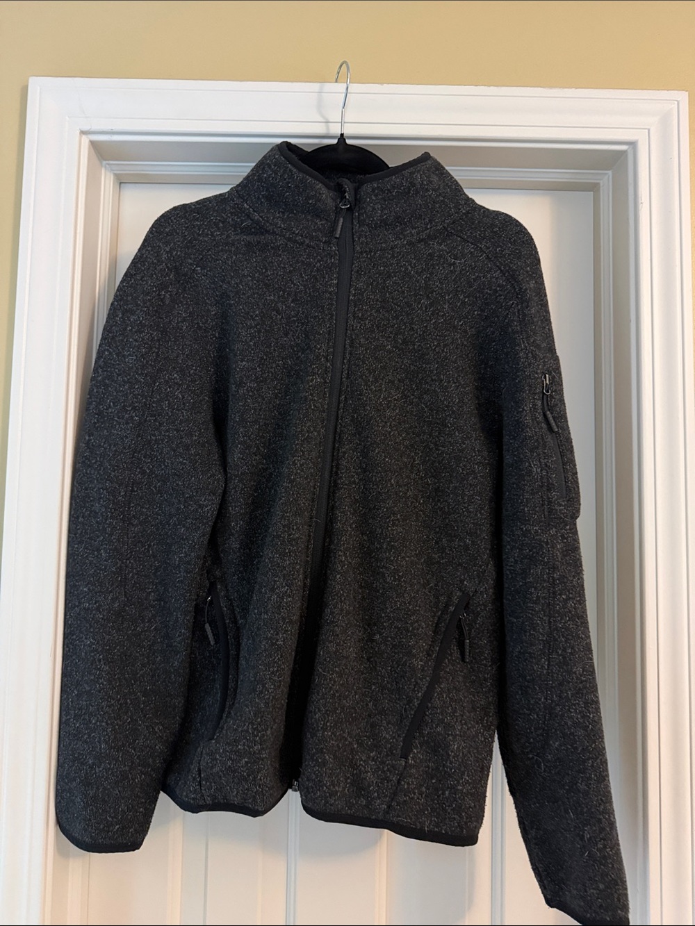 Stoic Women's Heather Black Full-Zip Sweater Jacket